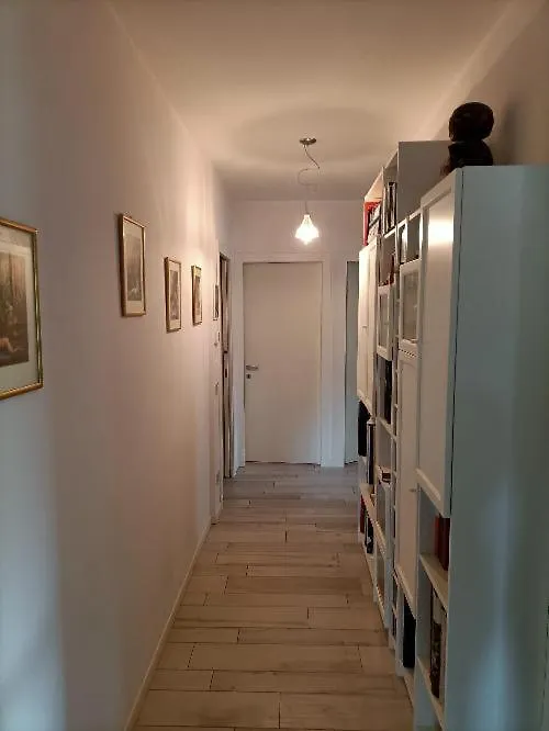 Ampia Stanza Con Bagno Privato In Casa-Museo Dahl Apartment Albignasego Italy