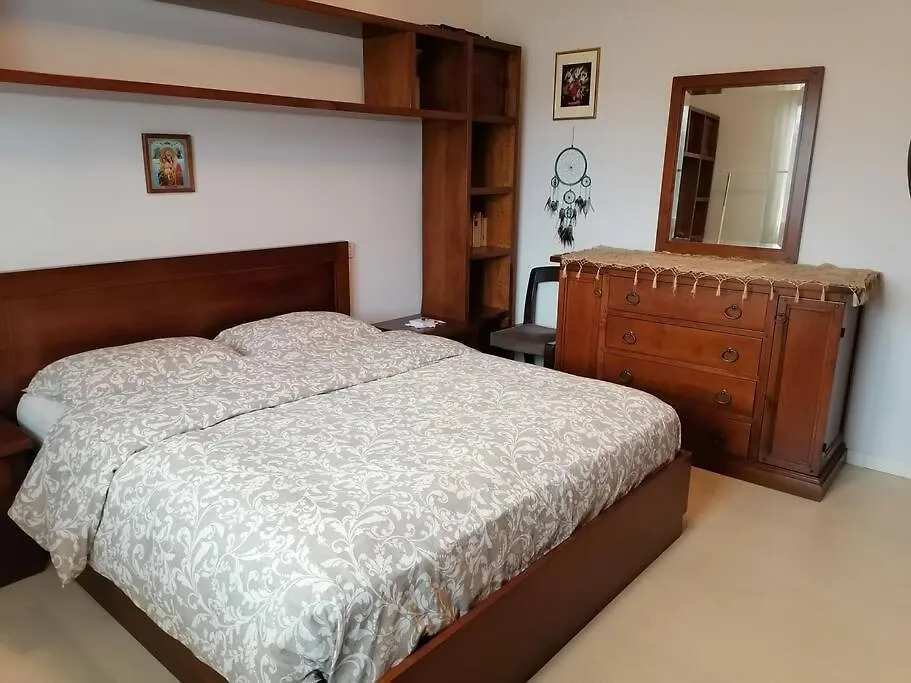 Ampia Stanza Con Bagno Privato In Casa-Museo Dahl Apartment Albignasego Italy